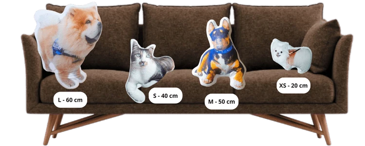 Guide comparatif des tailles de coussins CreaPilou sur canapé : XS 30 cm, S 40 cm, M 50 cm, L 60 cm